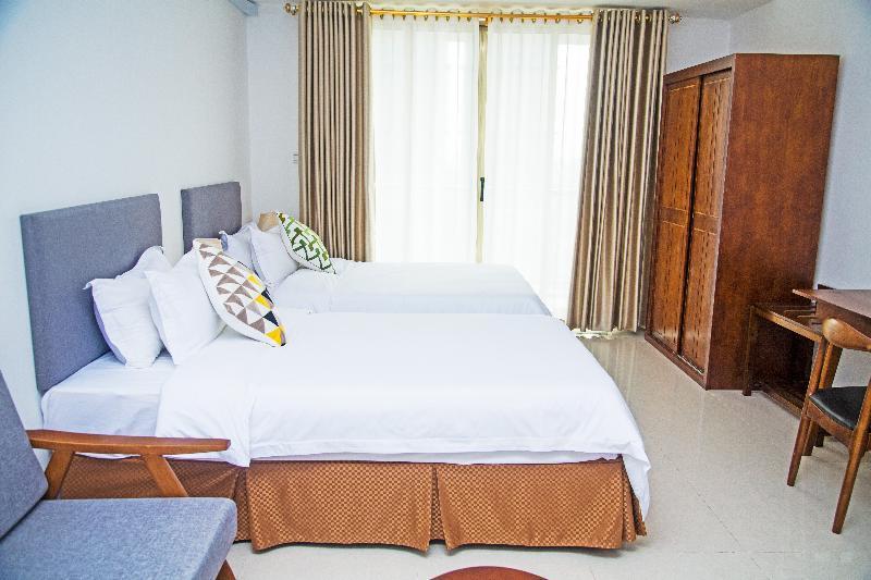 D.I.Riviera International Hotel Phnom Pen Exterior foto